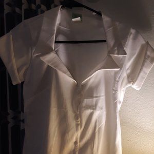 Retro style, short sleeve, button-up.